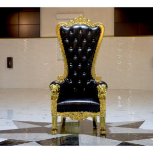 D-06 – Throne Chair